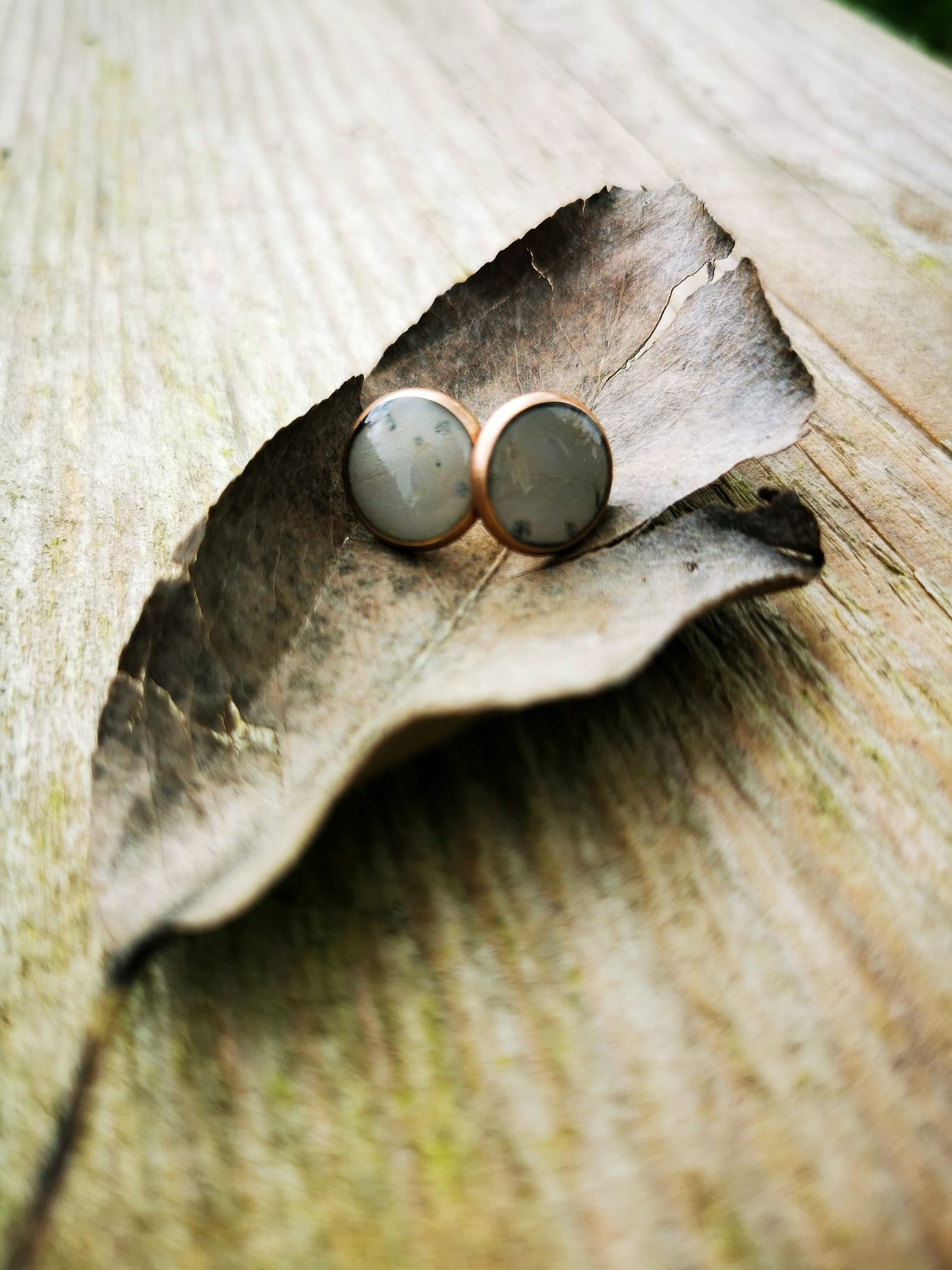 Ohrstecker „korkig“