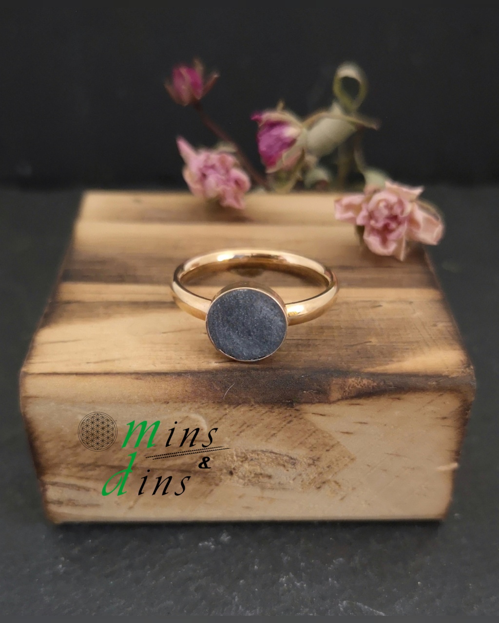 beton ring rosevergoldet edelstahl 8mm edelstahlring rosegold beton handgefertigter beton ring rosegold moderner beton schmuck ring