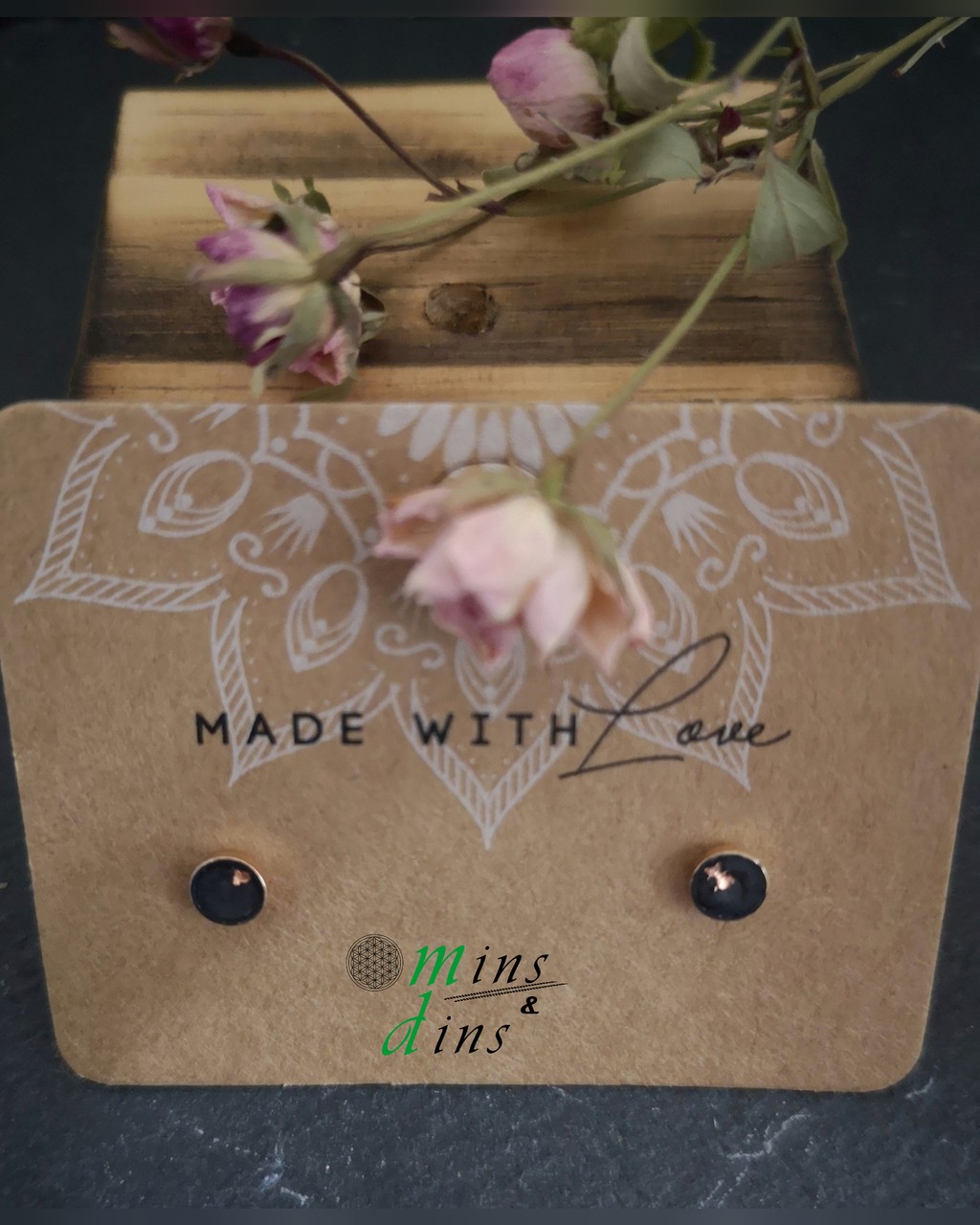 beton ohrstecker rosevergoldet schwarz 4mm 925 silber ohrstecker beton schwarz blattgold handgefertigter betonschmuck rosegold schwarz mini beton ohrstecker rosegold