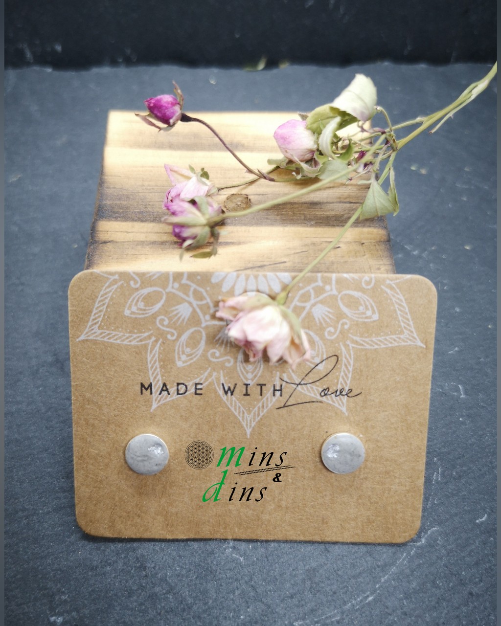 beton ohrstecker silber 6mm 925 silber ohrstecker beton blattsilber handgefertigter betonschmuck silber minimalistischer beton schmuck grau silber