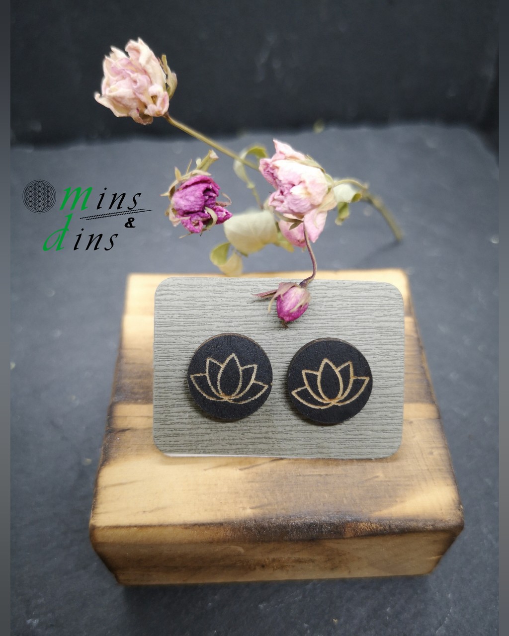 Ohrstecker „holzig“