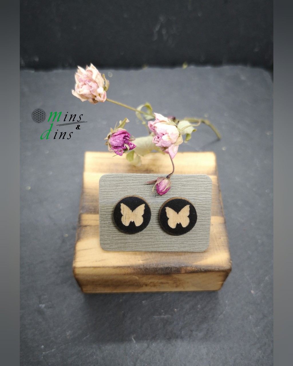 Ohrstecker „holzig“