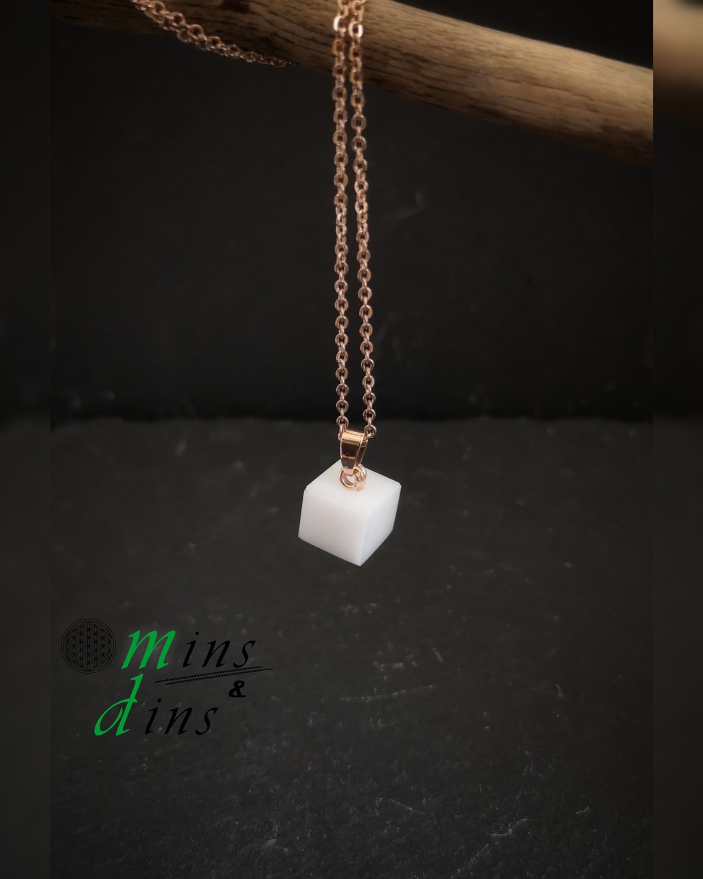 Anhänger „cube“